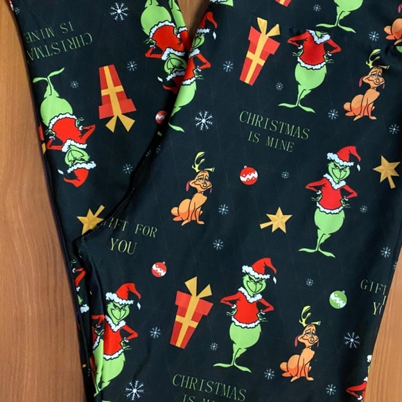 Lowest price sale! Grinch Christmas Max Leggings - Picture 4 of 4